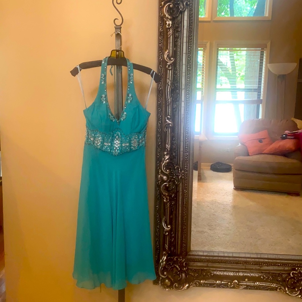 FABULOUS JADE SILK CHIFFON AFTER 5 HALTER DRESS!